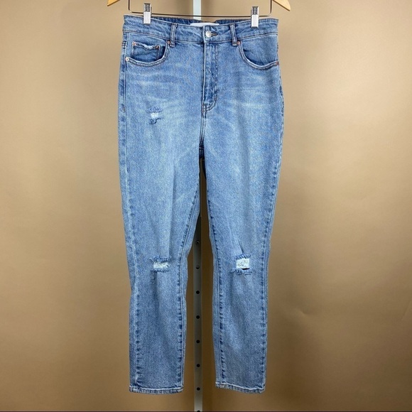 Super high Rise Mom Jeans Size 13 Junior 29 Light Wash Distressed Cali - Picture 1 of 12